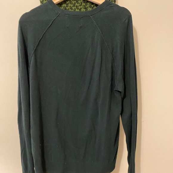 Dark Green Sweater - Large - Old Navy - great for Xmas! - Picture 3 of 3